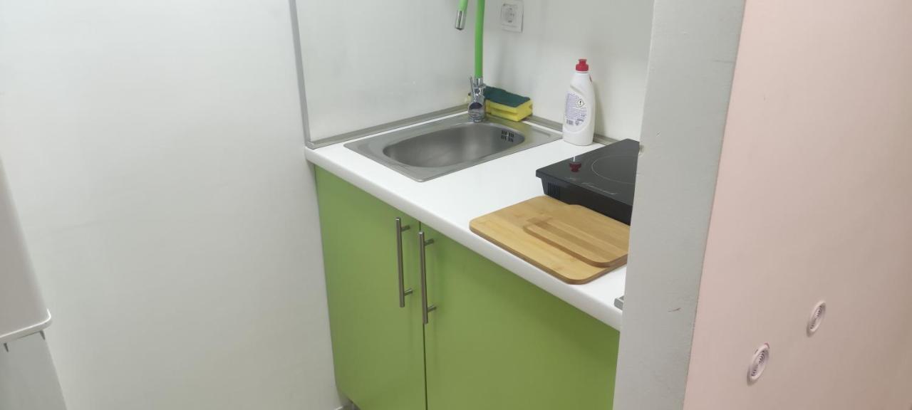 Studio Apartman โตรกีร์ ภายนอก รูปภาพ